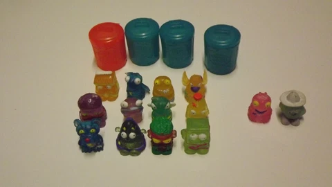 The Trash Pack: Gross Ghosts Series 1 & 2 - Lot of 14 Trashies & 4 Bins (Moose) Cover