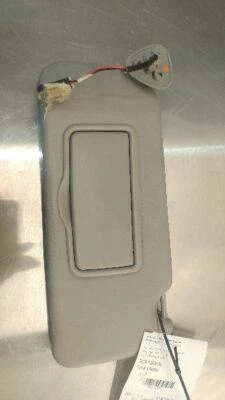 04-09 CADILLAC SRX Driver Sun Visor Without Illumination 138862 - Изображение 1 из 4