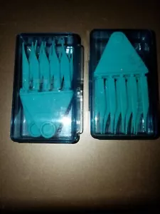 100 PICKS - LOT OF 4 Packs of 25 Oral B Hummingbird Mint Flavored Refill PICKS - Picture 1 of 2