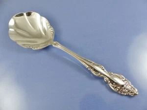 BAROQUE ROSE 1967 CASSEROL or BERRY SERVING SPOON BY 1881 ROGERS - Picture 1 of 5