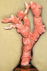 Vintage chinesische unbehandelte/ungefärbte handgeschnitzte Korallenfiguren 3 3/4" groß - Bild 1 von 12