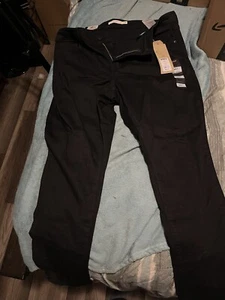 Woman’s Pants - Picture 1 of 2
