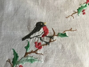 Red Robin Tablecloth Berries Holly Hand Embroidered - Picture 1 of 7