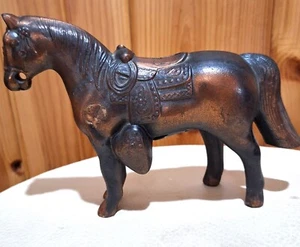 VINTAGE POT METAL HORSE BANK 5" TALL 7" LONG 1940'S - 1950'S COPPER BRONZE COLOR - Picture 1 of 5