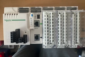 Modicon M340 completo - Foto 1 di 2