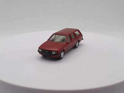 Opel Rekord Caravan Herpa 1/87 Amaranto - Immagine 1 di 2