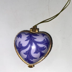 Heart Shape Locket Trinket Box Ornament Inspirational Love - Picture 1 of 4