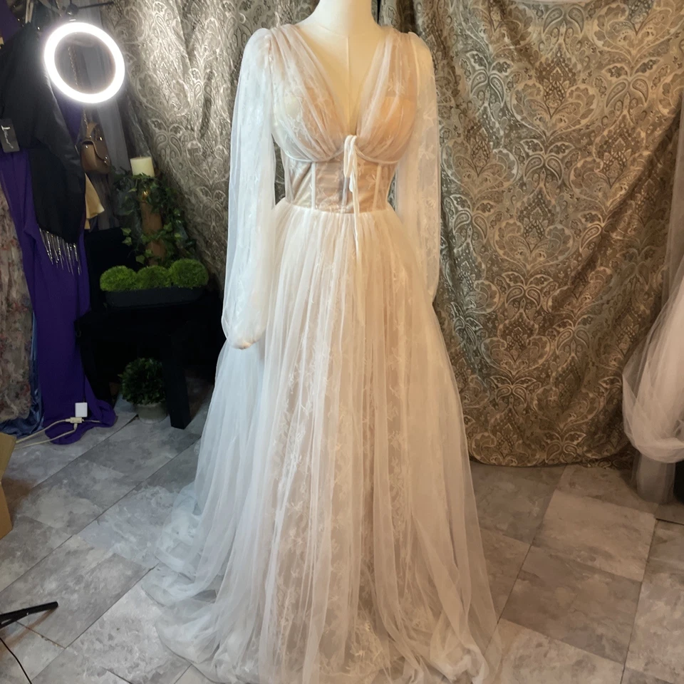 Elegant White Lace long Wedding dress with corset top and full skirt size XS￼ - Image 1 of 4