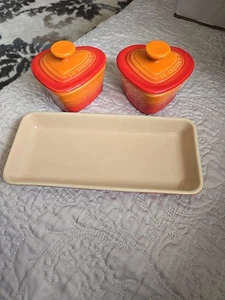 Le creuset orange Heart Shape miniature Ramekin and Tray d'Amour cocotte - Picture 1 of 6
