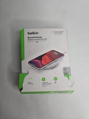 Belkin 10-Watt Quick Charge Wireless Charging Pad, White - Image 1 of 4