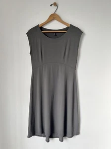 EILEEN FISHER einfarbiges graues ärmelloses leichtes Jerseykleid mit U-Boot-Ausschnitt. Größe XS - Bild 1 von 8