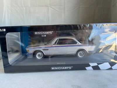 1/18 MINICHAMPS 1971 BMW 3.0 CSL SILVER WITH STRIPES NICE DETAIL - Image 1 of 4