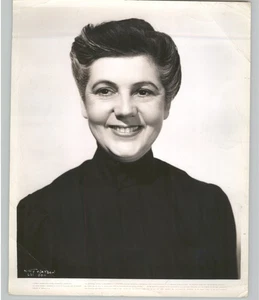 Foto de prensa de colección de 1946 de la actriz de Hollywood Kitty Watson en 'Of Human Bondage' - Imagen 1 de 2