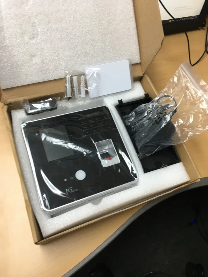 NGECO EMPLEADO ATTANDENCE TIME TRACKER TECLADO SENSOR DE HUELLAS DACTILARES Foto 1 de 2