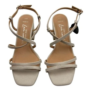 New Look Block Heel Sandals Women's UK Size 4 Beige Wide Fit Strap Open Toe - Picture 1 of 8
