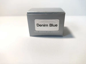 Vitamineral Aromatherapy - Crushed Powder Eye Shadow - 2 Grams - Denim Blue D1 - Picture 1 of 3