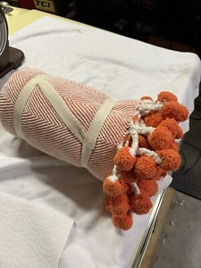 Karma Living großer Überwurf mit Fischgrätmuster und Bommel Fransen - Bild 1 von 2