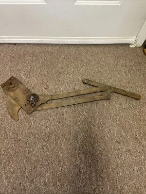 Регулятор стекла правый для Porsche 911 SWB 1965-1968 датированный 3/65 90154204222 - Изображение 1 из 4