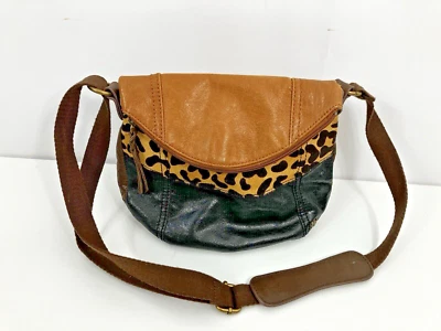 Bolso Bandolera The Sak Tricolor Cuero Estampado Animal Foto 1 de 4