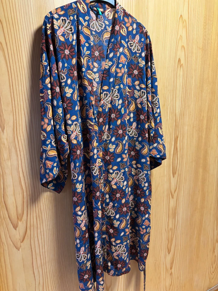 Palmers Bademantel, Morgenmantel dunkelblau Gr. M (40/42) sehr leicht, kurz ,Neu - Bild 1 von 4