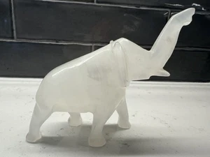 Vintage Onyx Elephant Figurine Stone Carving Animal Statue Decor - Picture 1 of 10