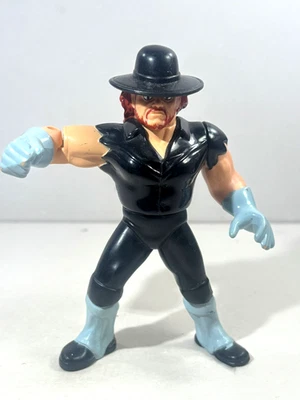 WWF Hasbro The Undertaker Action Figure 1992 Series 4 WWE Pro Wrestling 90s - Image 1 of 4