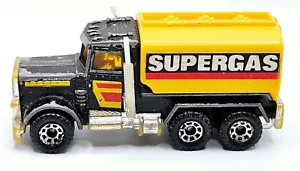 1983-84 Matchbox 1-75 Series Peterbilt Tanker Truck SUPERGAS 1:80 Macao #MB56 - Picture 1 of 6