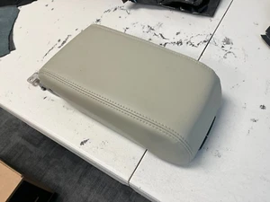 10 - 14 Subaru Outback Center Console Lid Compartment Newly Upholstered in Ivory - Picture 1 of 5