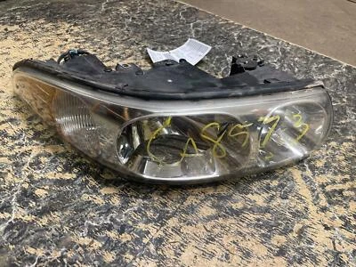 Conjunto Faro BUICK LESABRE Derecho 00 Foto 1 de 4