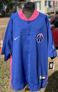 🔥Nike Washington Wizards 22-23 City Edition Showtime Raglan Short Sleeve Jacket - Picture 1 of 17