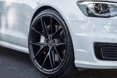 20" Niche Misano 117 Rims fit Mercedes Benz E S CL 350 400 500 550 Audi A6 A7 A8 - Imagem 1 de 4