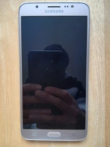 Samsung Galaxy J7 Unlocked (Power button missing) - Picture 1 of 3