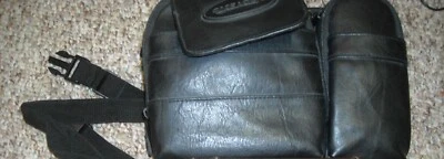 CaseLogic Camera Case Color Black with shoulder strap 3 compartments & 2 pockets - Image 1 of 2