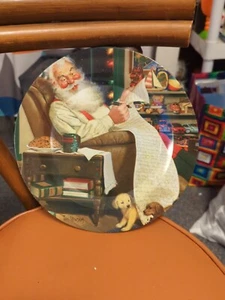 Christmas "Santa's List" Plate Tom Newsome Holiday The Tin Box Company 10" 2010  - Picture 1 of 2