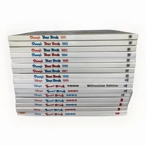 DISNEY YEARBOOK 1991-2006 Hardcover 28 books, Excellent condition! Rate posters! - Picture 1 of 11