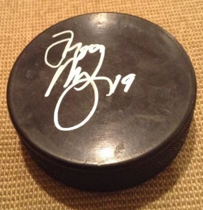 Troy Murray Chicago Blackhawks Signed Plain Black Hockey Puck Autograph!  - Picture 1 of 9