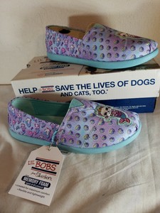 little girl bobs shoes