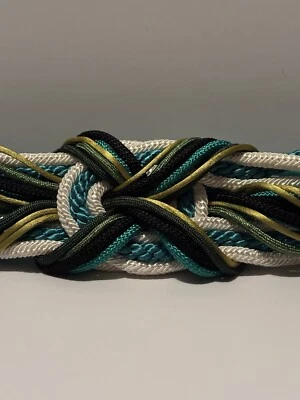 Cinturón De Colección Años 80 Ajustable Boho Distintivo Trenzado Satinado Verde Blanco Negro 36" Foto 1 de 4