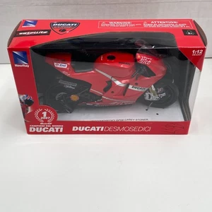 New-Ray Ducati Desmosedici Casey Stoner 1:12 Diecast Model Racing Motorcycle NIB - Picture 1 of 11