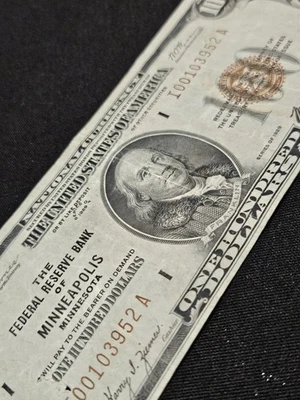 1929 $100 Federal Reserve Banknote - Image 1 of 3