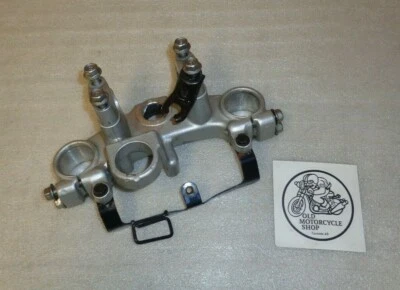 Yamaha TTR225 TT-R225 2002 techo triple árbol Foto 1 de 4