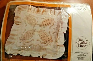 Vintage Embroidery & Sew Kit "Colonial Welcome" Pillow Pineapples Lace Ivory New - Picture 1 of 4