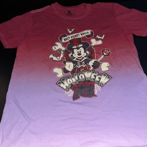 Disney Parks 2017 Mickey Mouse Halloween Shirt Adult Medium - Picture 1 of 4