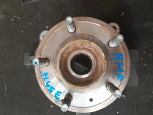 HOLDEN CAPTIVA RIGHT FRONT HUB ASSEMBLY CG, 09/06-02/11 06 07 08 09 10 11 - Picture 1 of 5