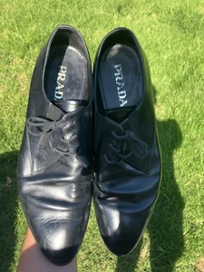 Zapatos de vestir mocasines con cordones de cuero negro Prada talla para hombre 7 EE. UU. - Imagen 1 de 3