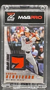 Parche material de Grandes Ligas 2025 Gunnar Henderson Orioles #2/10 estuche Magpro Zion - Imagen 1 de 2