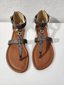 GBG Los Angeles Brown Gold Logo Thong Flat Ankle Strap Sandals Women’s Size 5.5M - Picture 1 of 7