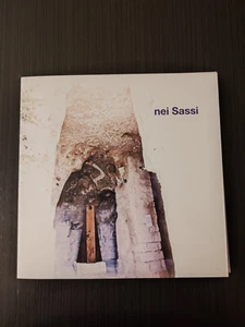 Marina Franci AMONG THE SASSI - AZUMA AND MATERA Lucini Libri 2010 - Bild 1 von 6