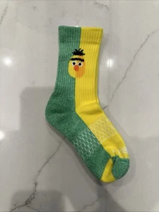 Bombas Sesame Street Burt Crew Socks Size Youth New Without Tag - Picture 1 of 2
