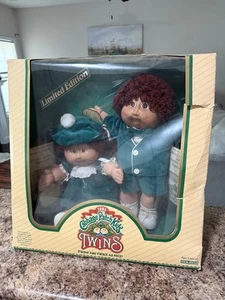 1985 Coleco Cabbage Patch Kids Twins Dolls Brown Hair #3901 NEW IN BOX - Picture 1 of 5